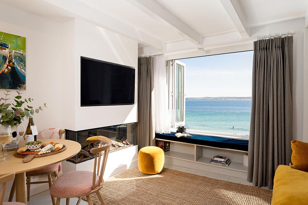 cornwall-cottages-with-sea-views