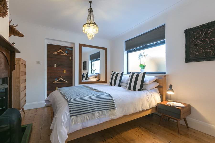 t-ives-cornwall-holiday-house-stones-reef-bedroom